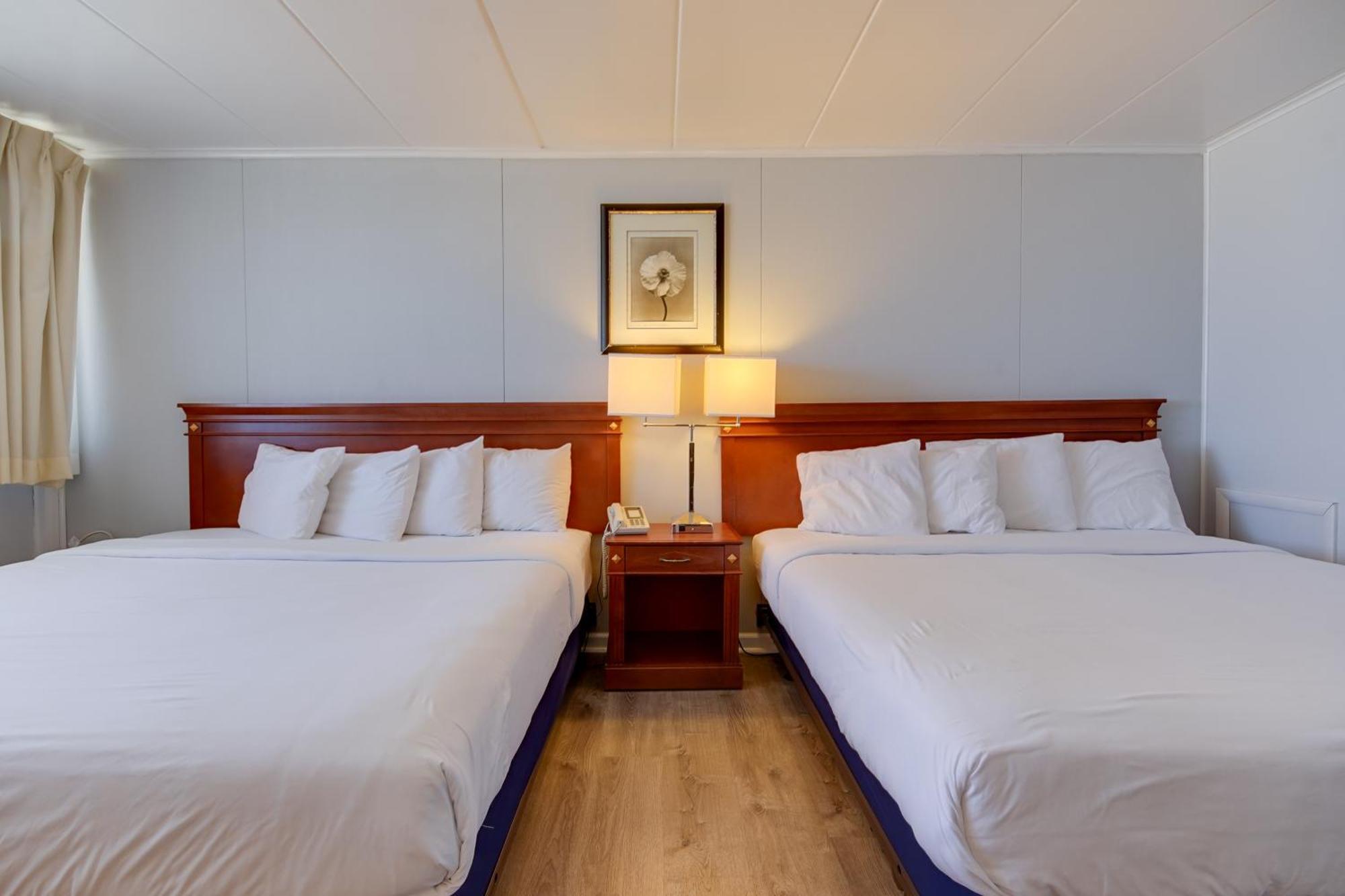 Double Room with Two King Beds with Balcony - Street View,1556211067:JPEG