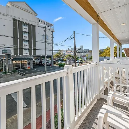 Beach Bum Inn-2
